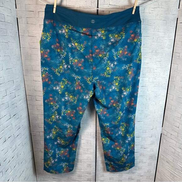 Lands' End Repreve Active Pant jogger, floral lightweight pockets, plus size - Picture 2 of 12